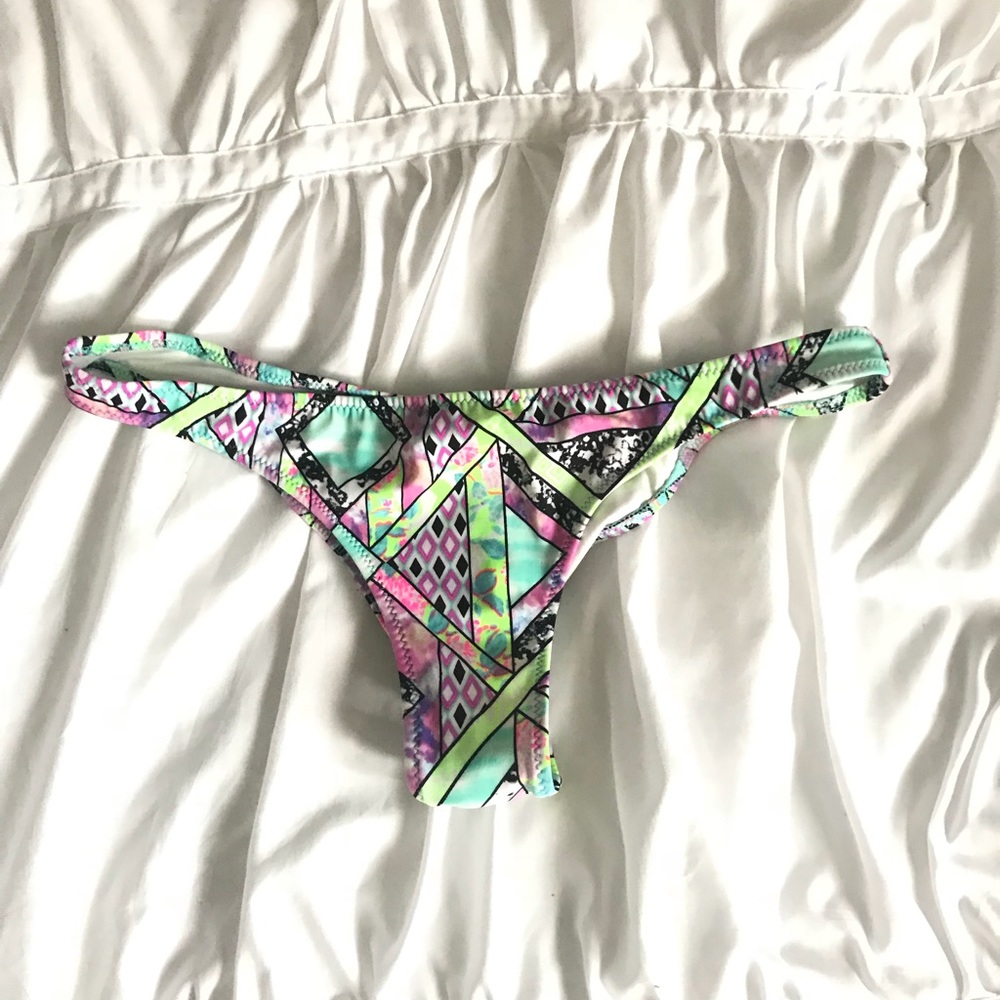 Victoria's secret cheeky bottom